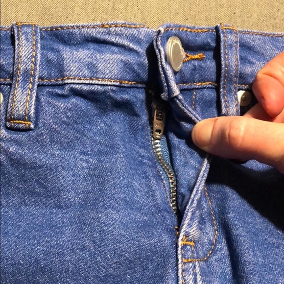 Blank NYC Friendly Skies A-Line Denim Mini Skirt - Picture 7 of 16